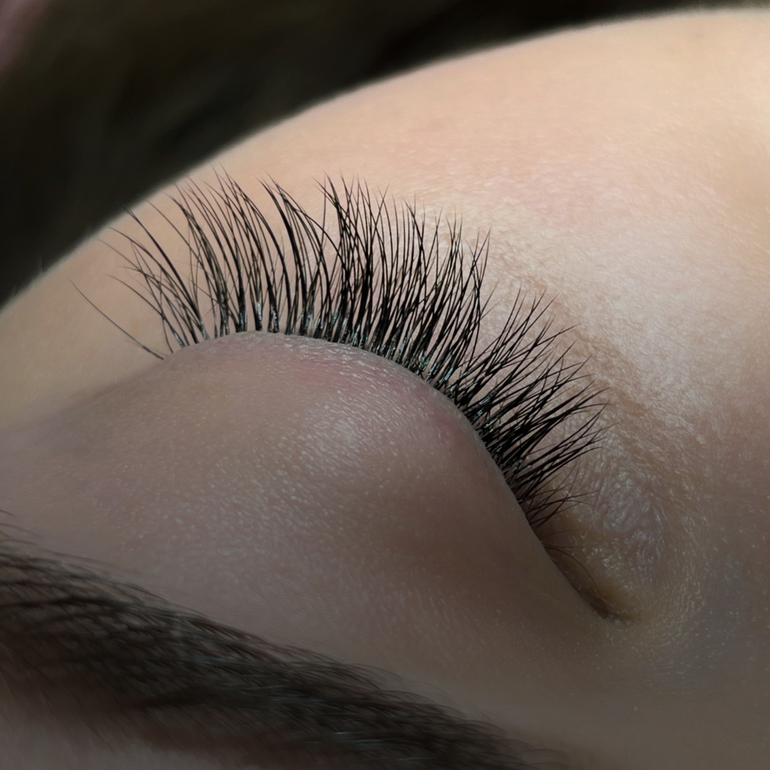 Custom Lash Extensions